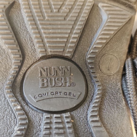 Nunn Bush Black Leather Men's Oxfords - Picture 8 of 11